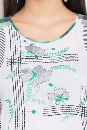 Blended Cotton Straight Kurti Top In White