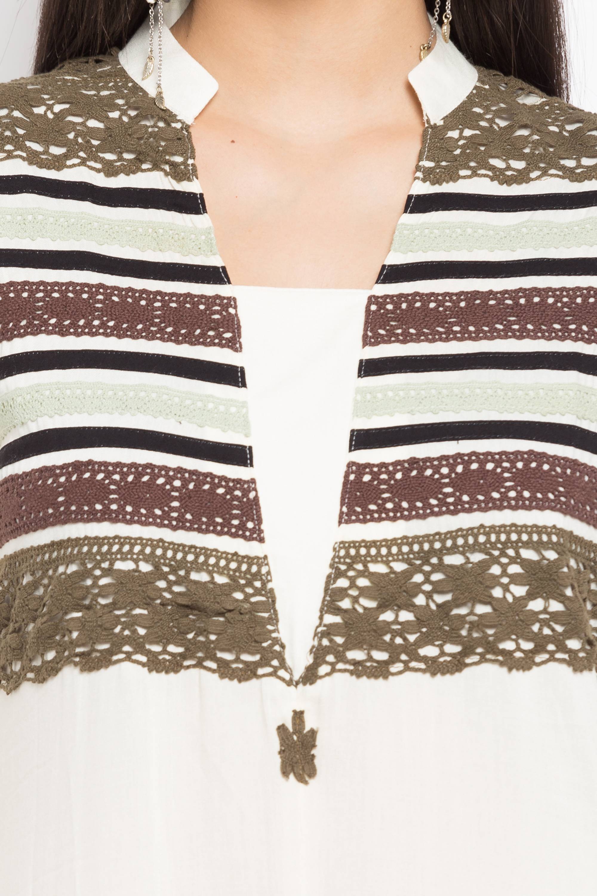 Blended Cotton Straight Kurti Top In White