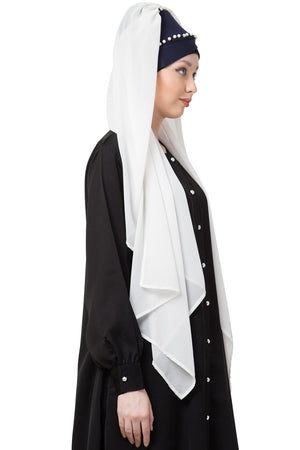 Hijab in Various Pattern