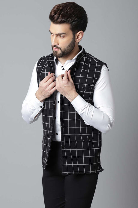 Buy Men's Black Merino Solid Waistcoat Online - KARMAPLACE