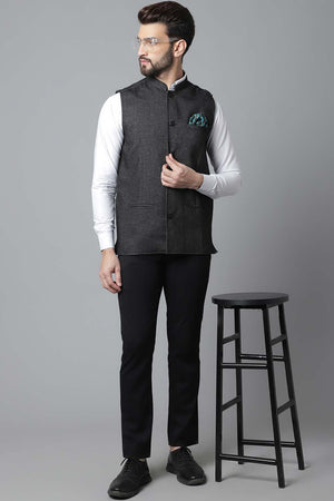 Buy Men's Black Wool Textured Waistcoat Online - KARMAPLACE