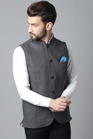 Buy Men's Grey Wool Textured Waistcoat Online - KARMAPLACE