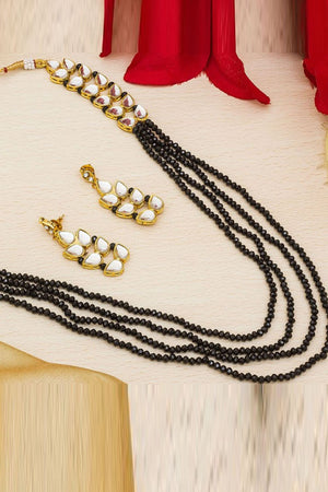 Buy Women's Alloy Necklace Set in Black At KarmaPlace