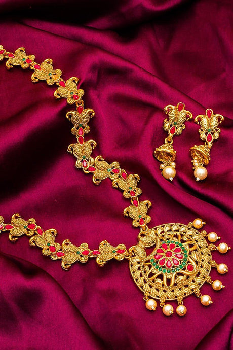 Buy  Luxor Women's Alloy Kada Bangles in Gold Online