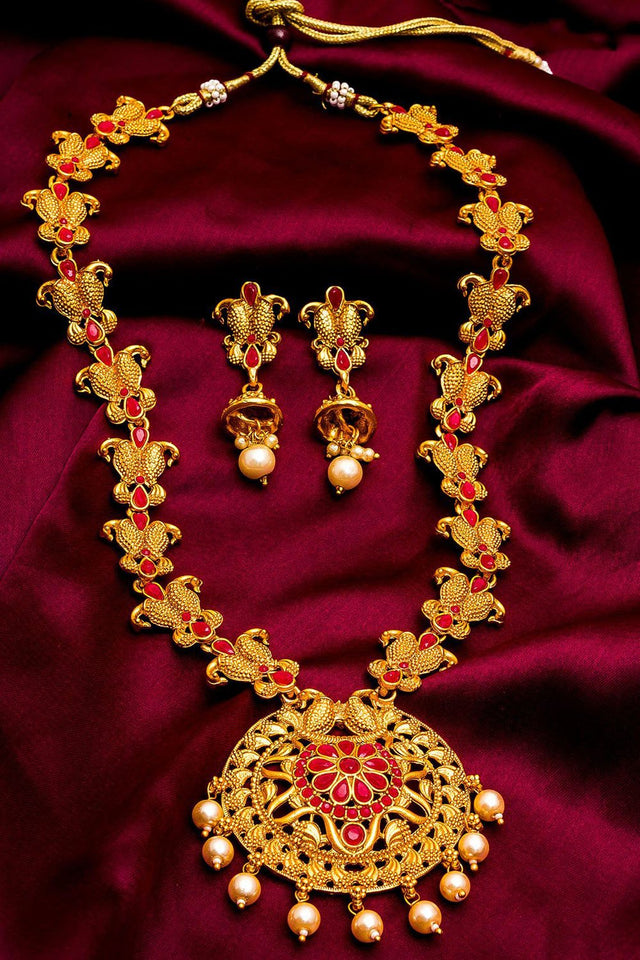 Buy  Luxor Women's Alloy Kada Bangles in Gold Online