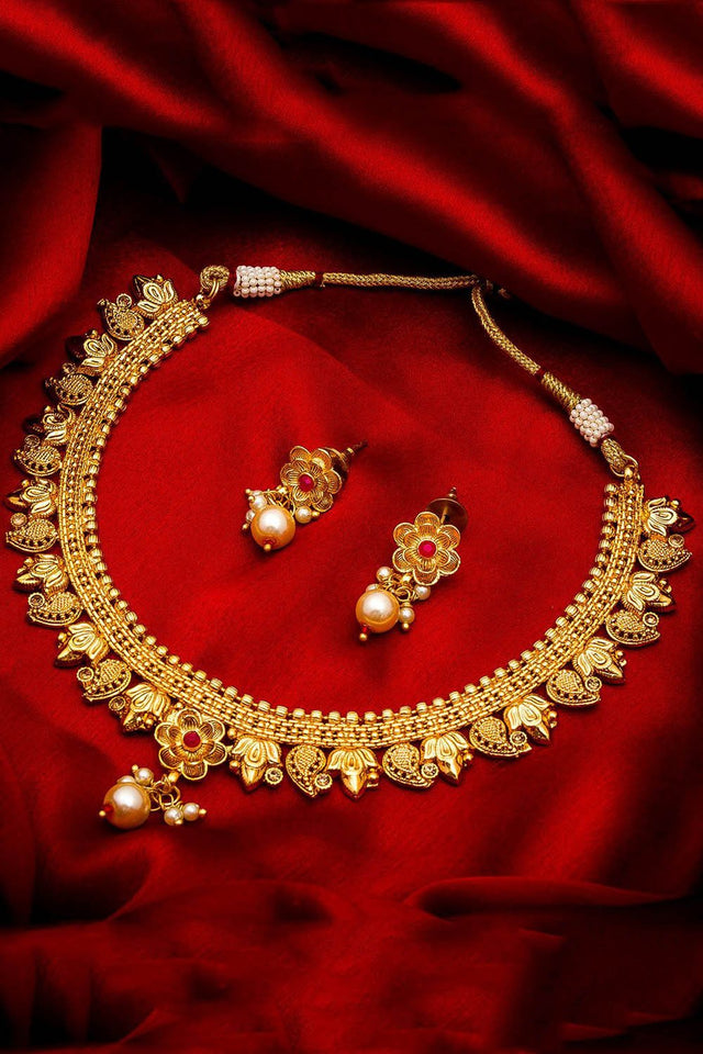 Women's Alloy Necklace And Earrings Set In Gold (NK-2865)