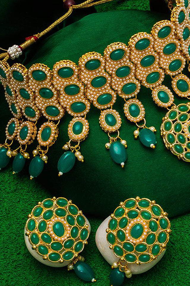 Women's Alloy Necklace Set In Green