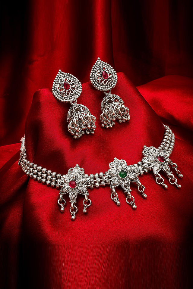 Buy Women's Oxidized Necklace Set in Silver
