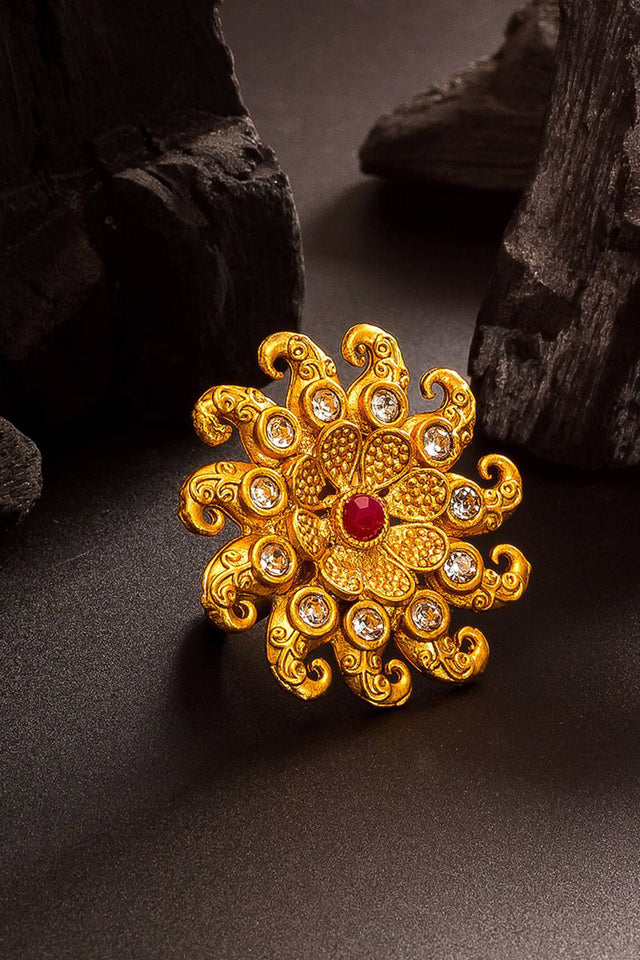 Women's Alloy Ring In Gold