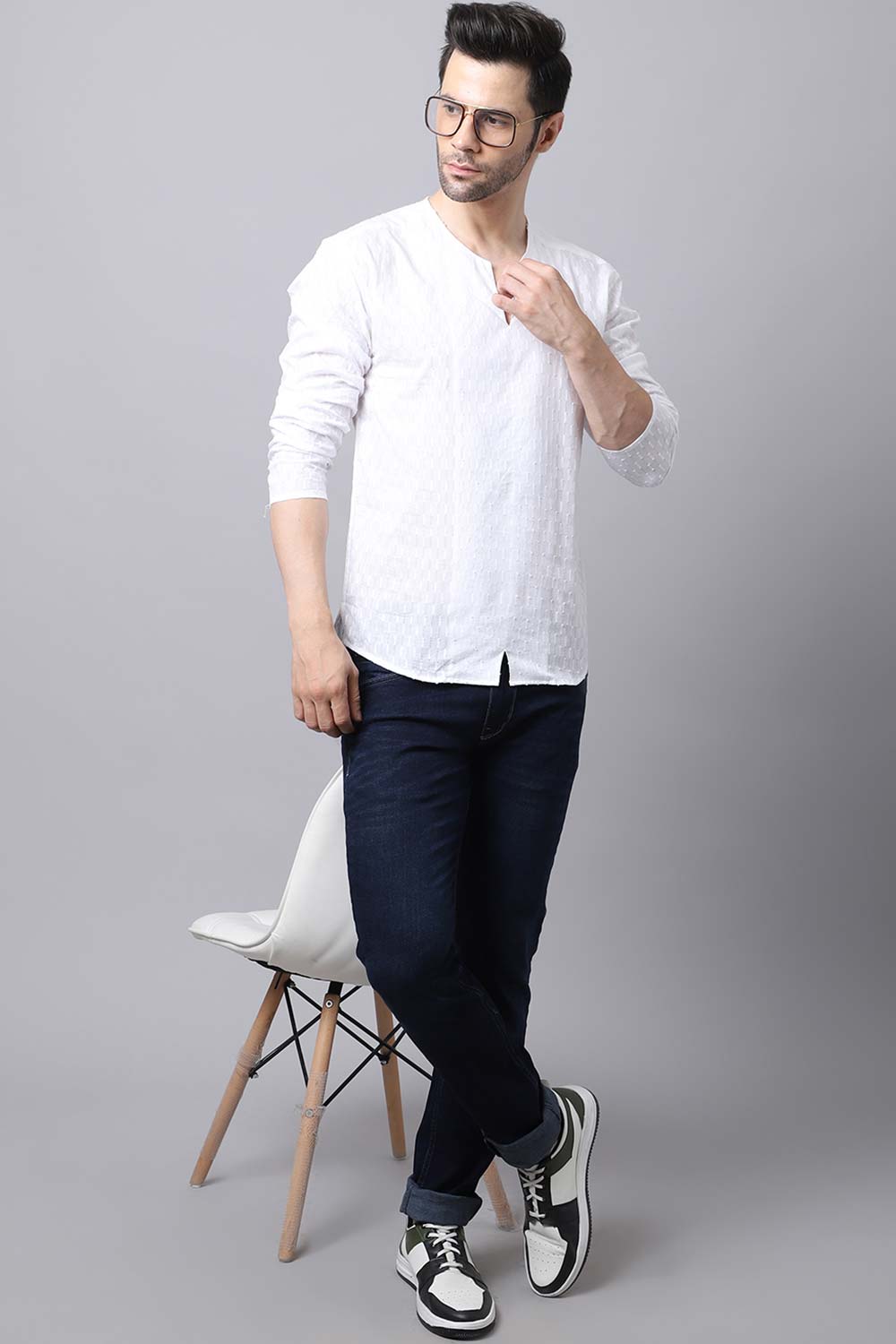 Men's Light White Self-Design Full Sleeve Short Kurta Top