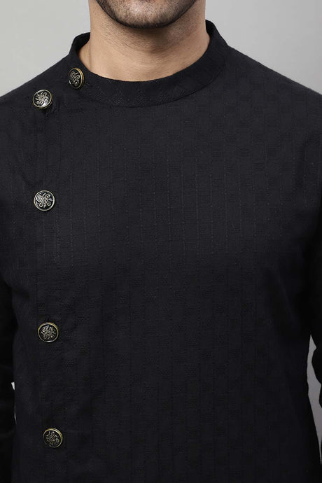 Buy Men's Black Cotton Self Design Long Kurta Top Online - Zoom In