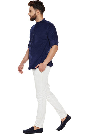 Buy Blended Cotton Solid Kurta in Navy Blue Online - Back